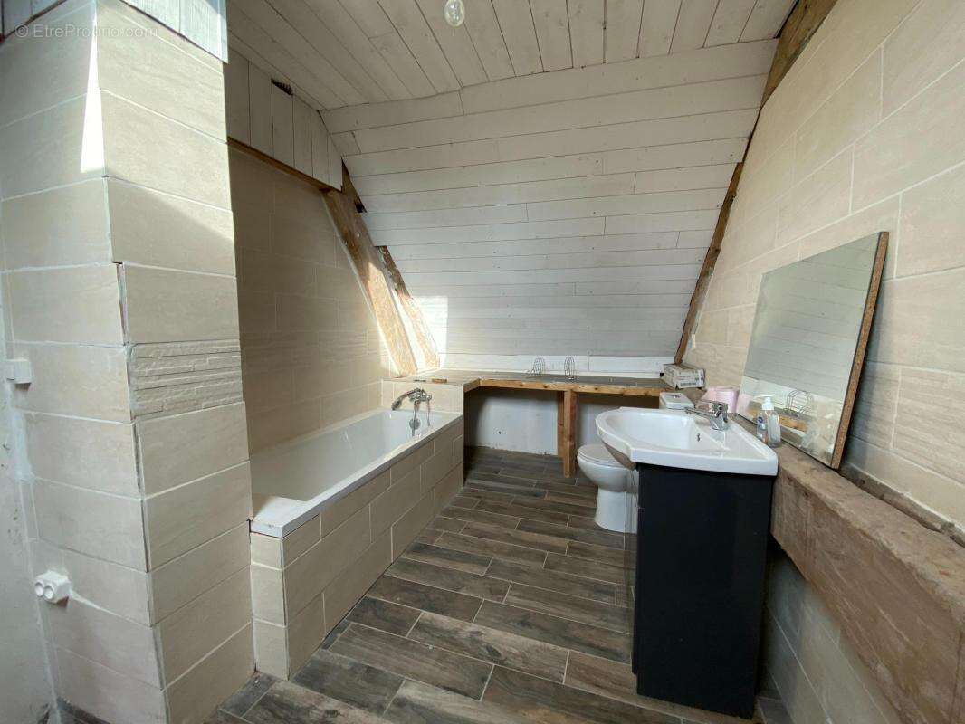 Maison à BONNIERES-SUR-SEINE