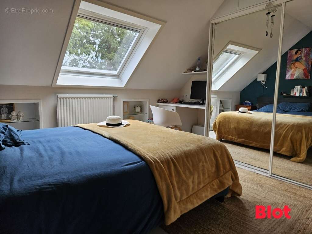 Appartement à FOUGERES