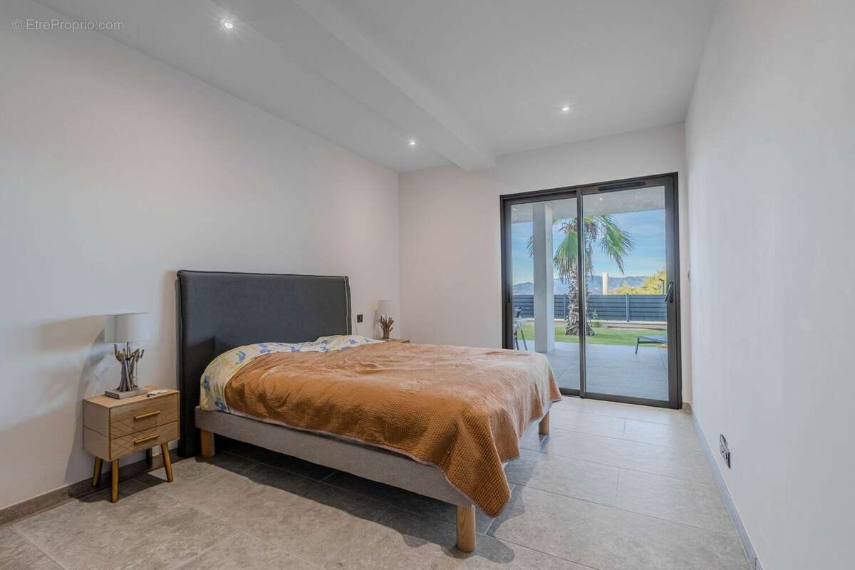 Appartement à GROSSETO-PRUGNA
