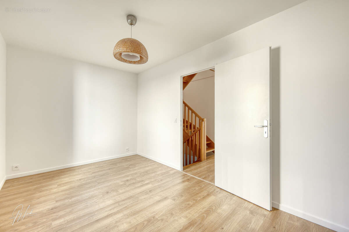 Maison à NANTERRE