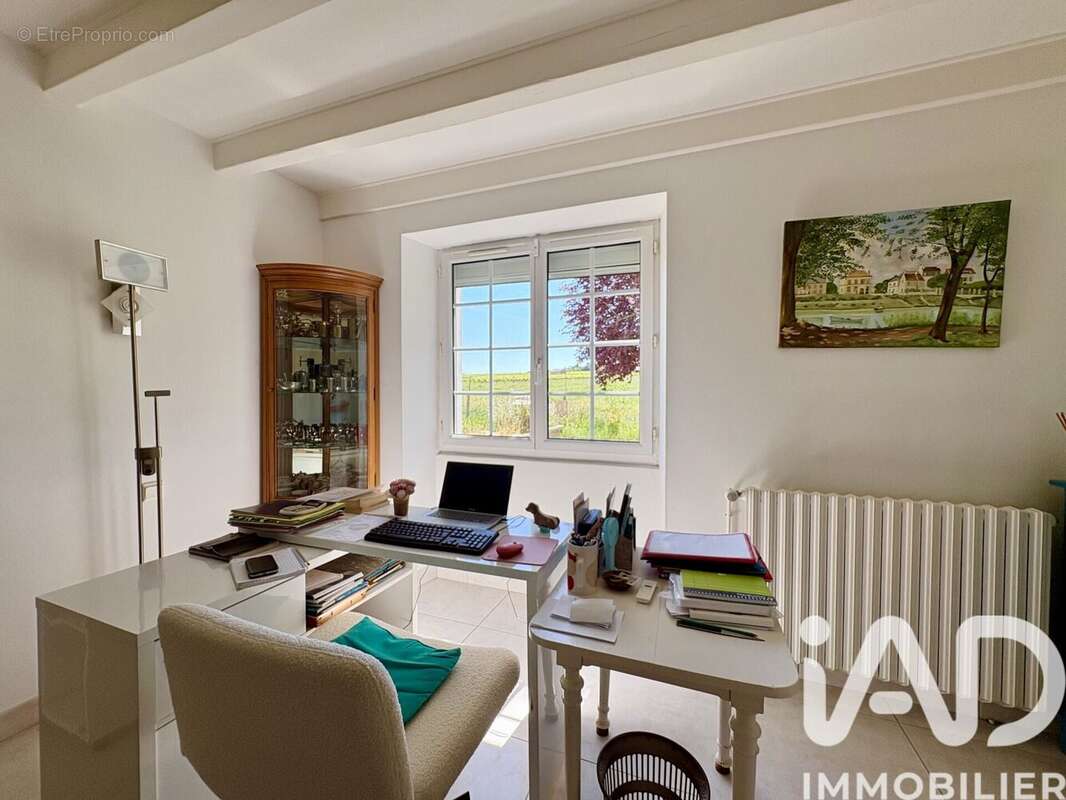 Maison 135 m² à Bourg-Charente  - photo 5
