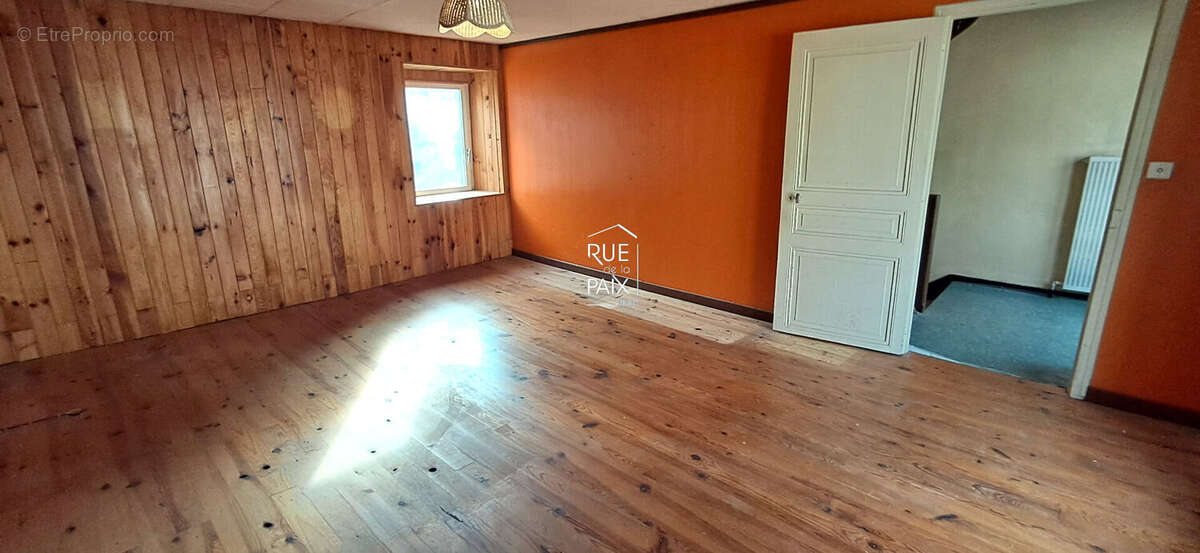 Maison à COLOMBIERS