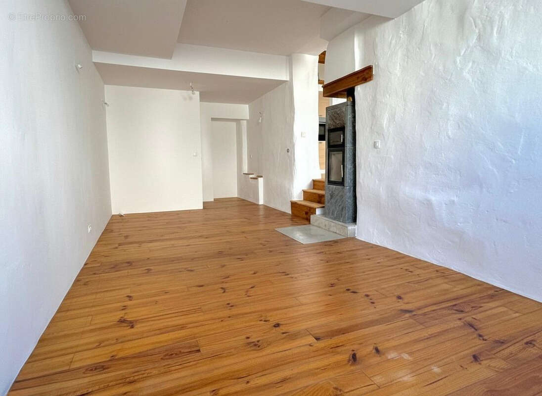 Maison d'environ 140 m2 , 4 pièces, 2 chambres - photo 4