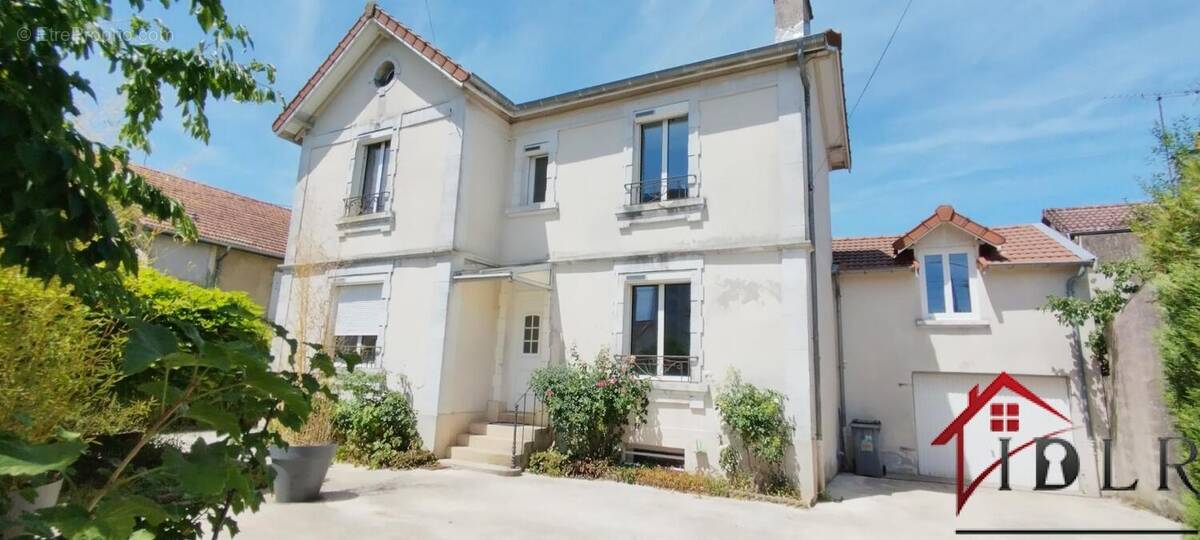 Maison à CHAUMONT