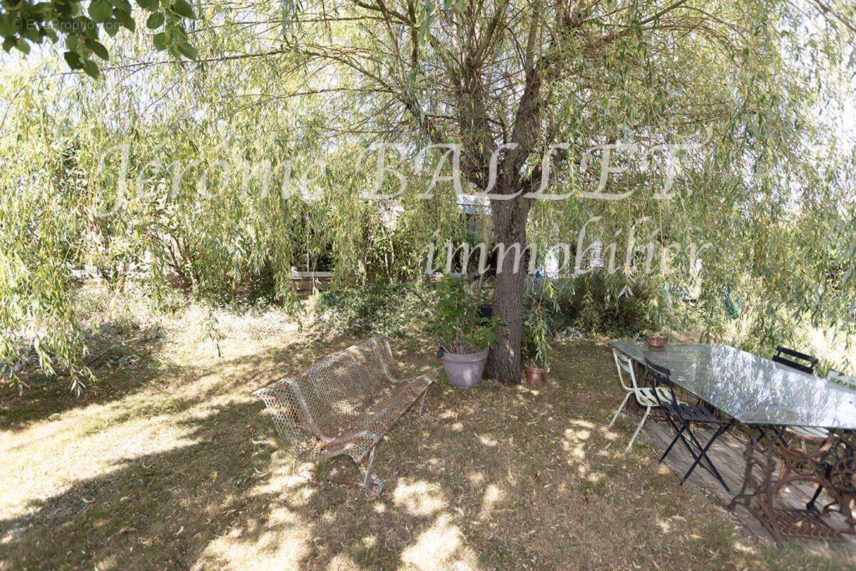 Maison 146 m² à Realmont  - photo 23