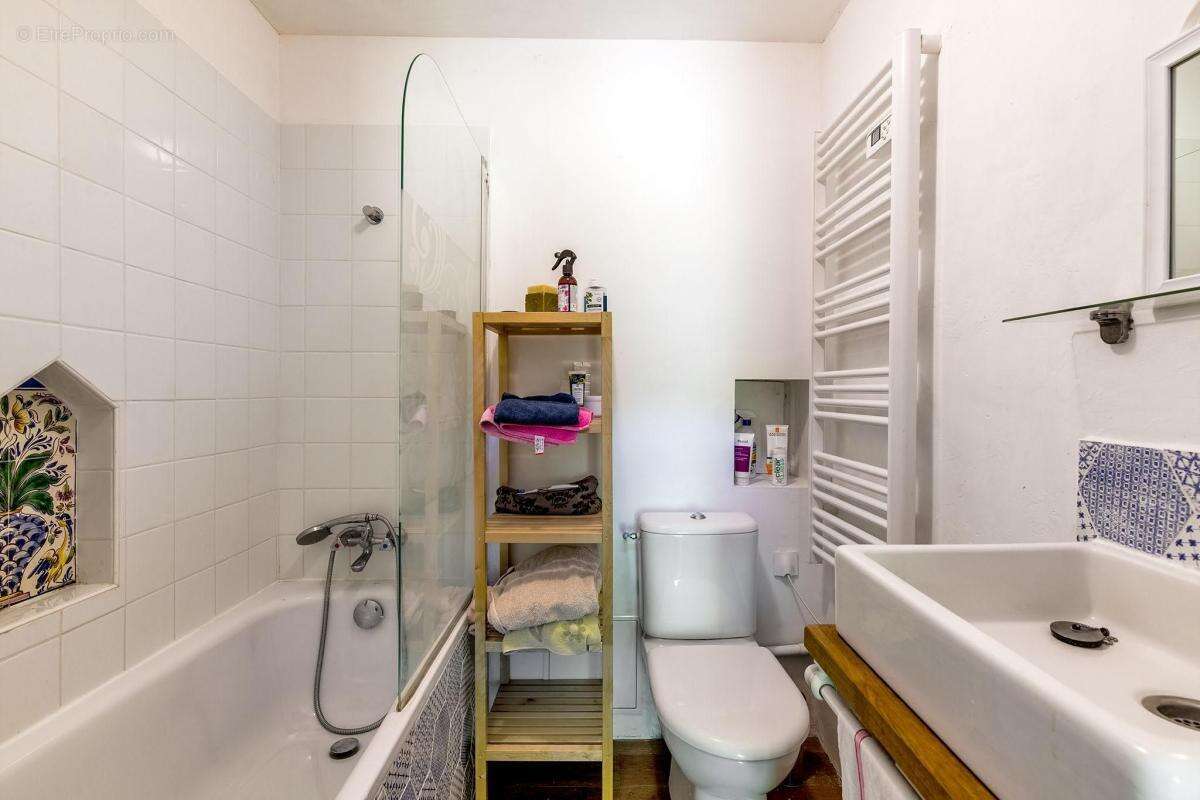 Maison à LE BUISSON-DE-CADOUIN