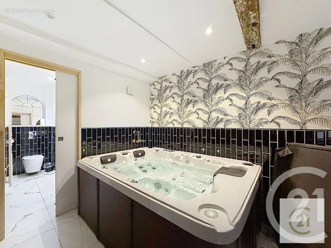 Appartement 63 m² à Saint-Michel-De-Lanes  - photo 8