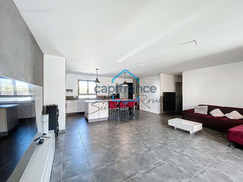 Maison à PIERRELATTE