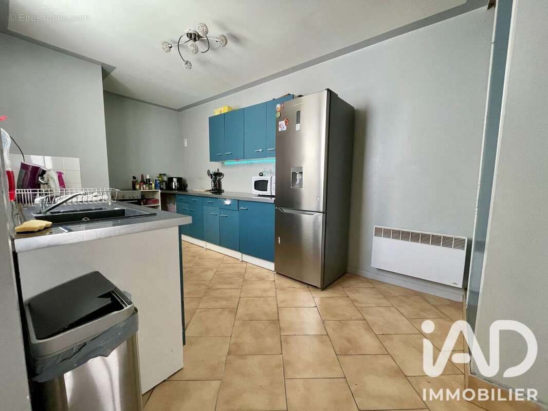 Maison 82 m² à Anglure  - photo 6