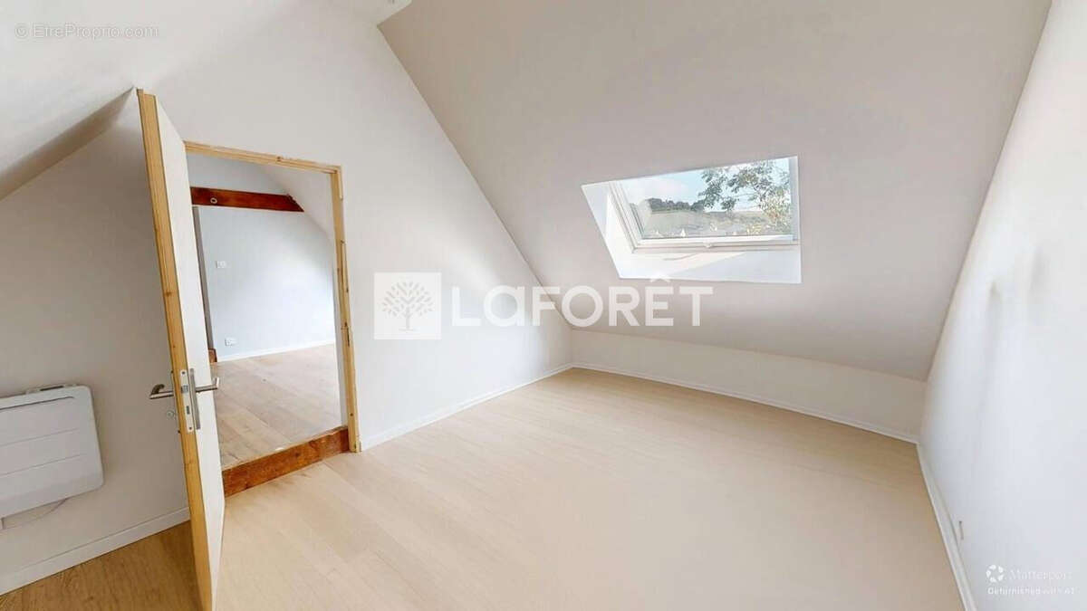 Maison à FONTAINE-LA-MALLET