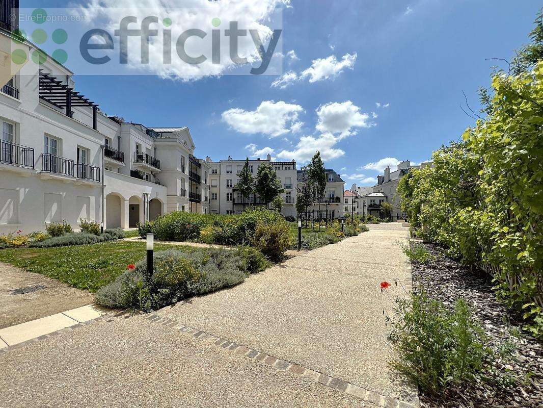 Appartement à SERRIS