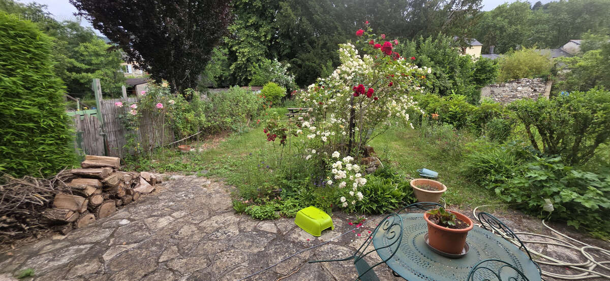 Coup de cœur assuré   Ensemble immobilier de caractère au cœur de Saint-Jean-du-Bruel - photo 2