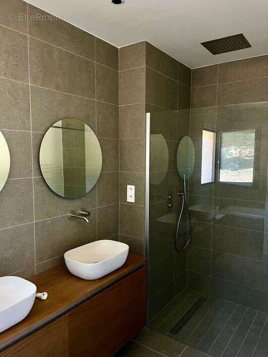 Maison à LA CADIERE-D&#039;AZUR