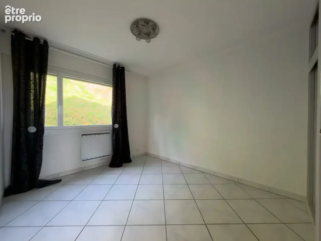 Appartement T3 de 77 m2 avec terrasse, garage et cave - photo 7
