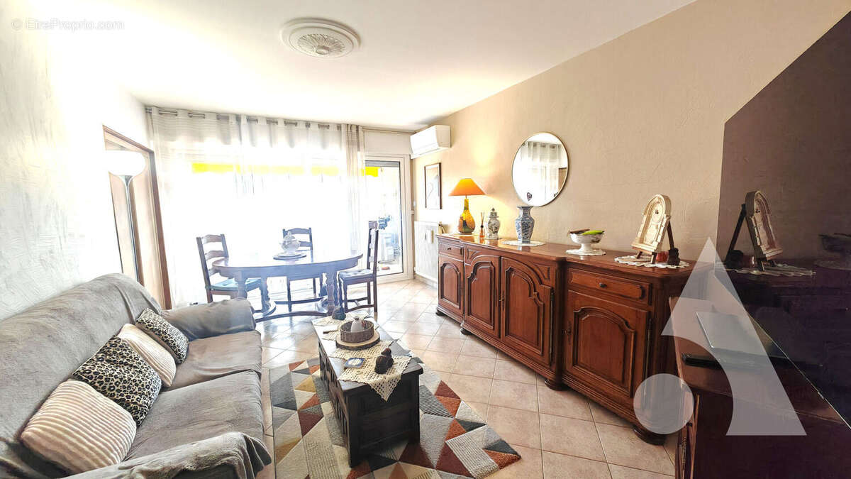 Appartement à FREJUS
