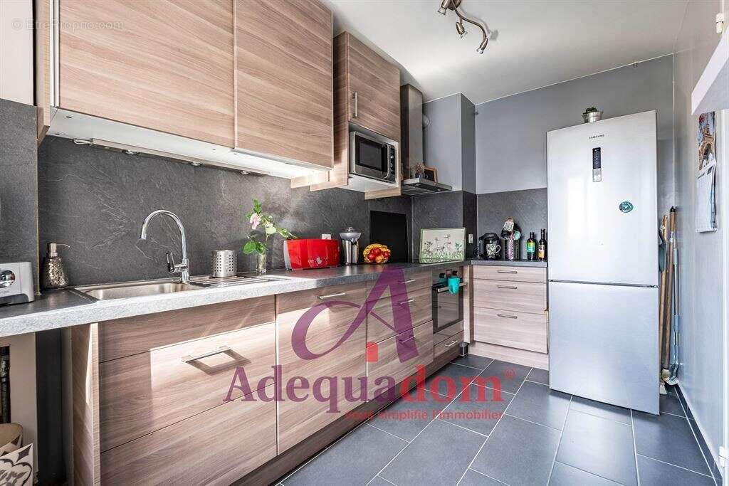 Appartement à COLOMBES