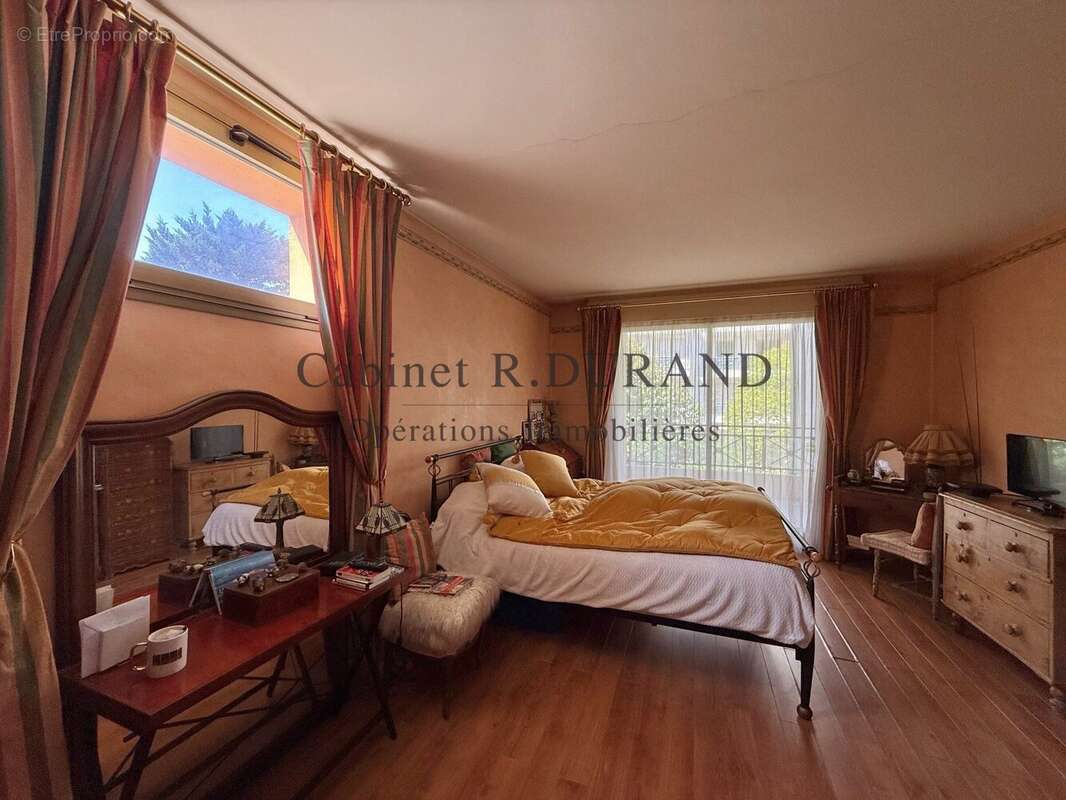 Appartement 117 m² à La Garenne-Colombes  - photo 6
