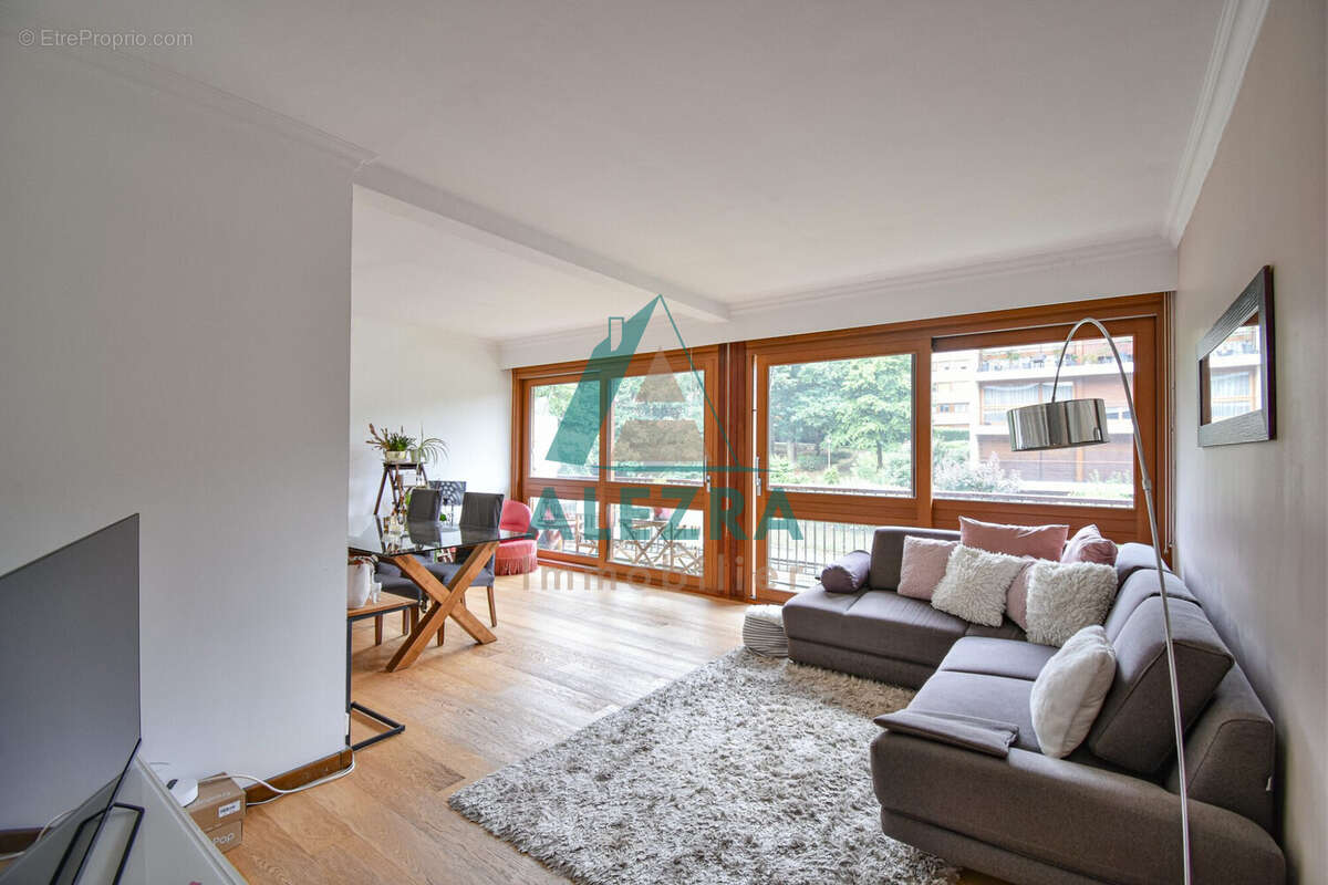 Appartement à LA CELLE-SAINT-CLOUD