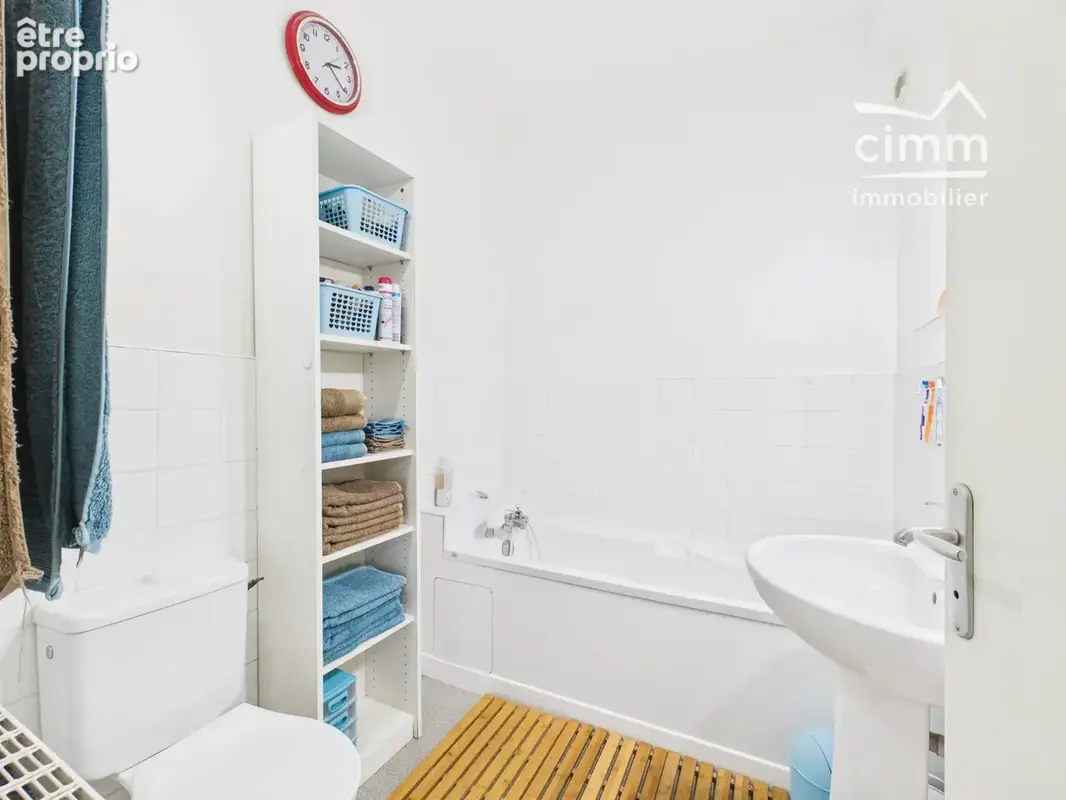 Appartement 131 m² à Rives  - photo 8