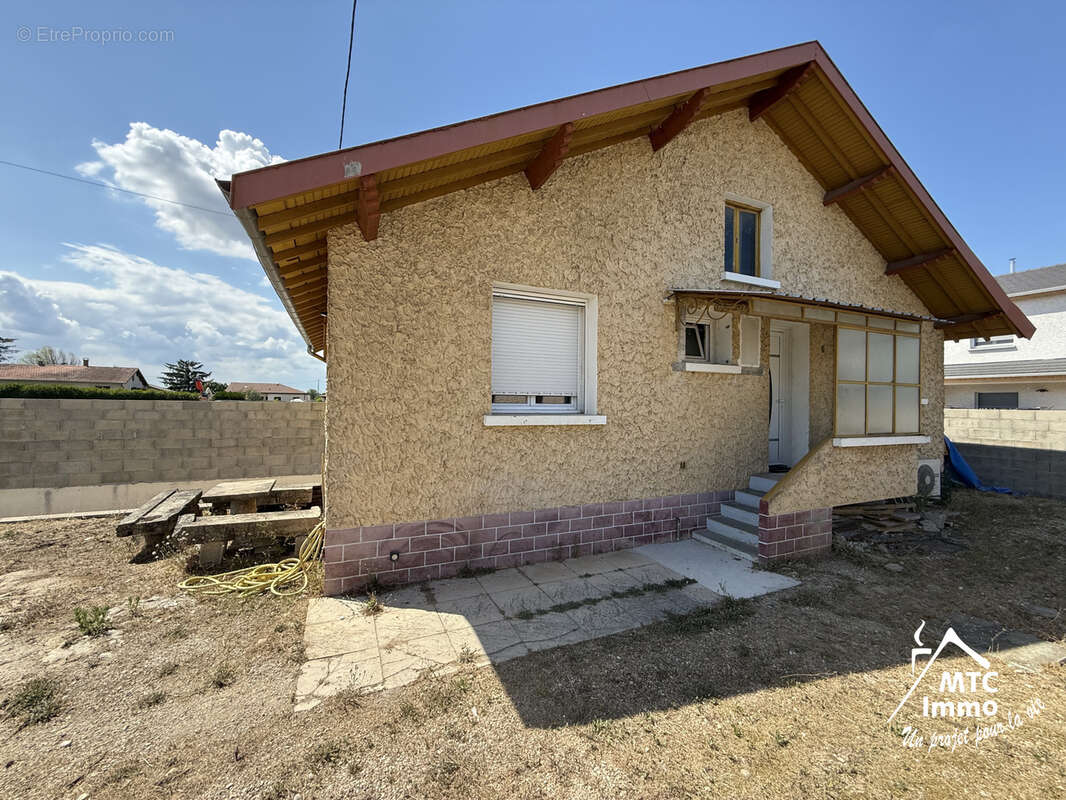 Maison à LOYETTES
