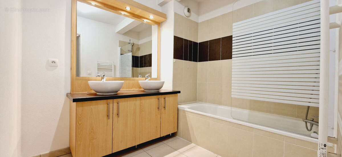 Appartement à BASSENS