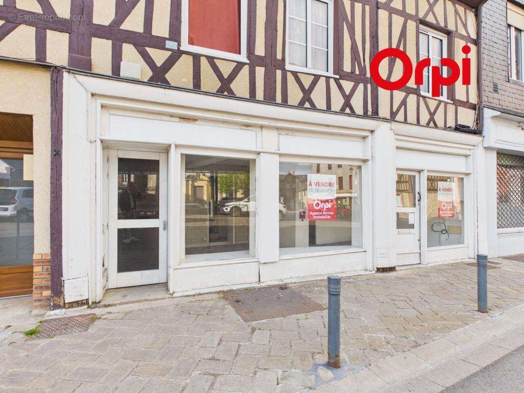Commerce à BERNAY