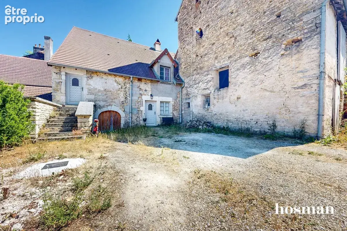 Charmante maison rénovée de 6 pièces de 163 m² avec terrasse et dépendances - Charcenne - photo 2