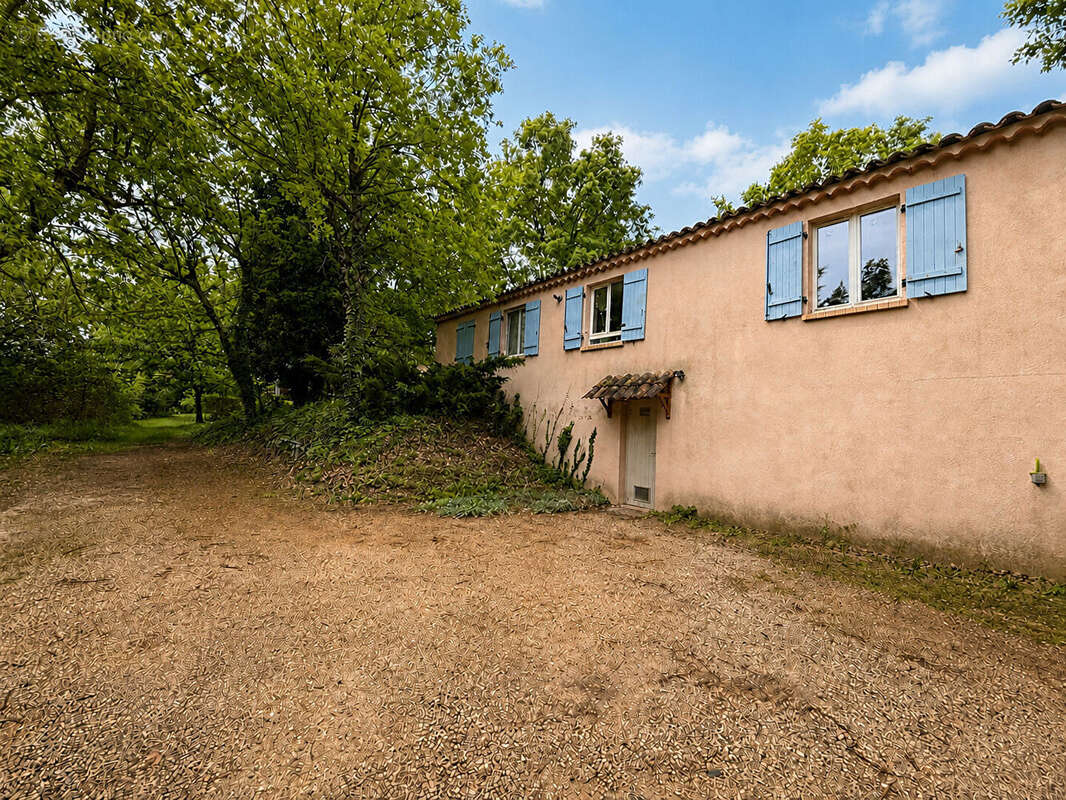 Maison 5 pièces - Saint-cezaire-sur-siagne 114 m2 - photo 12