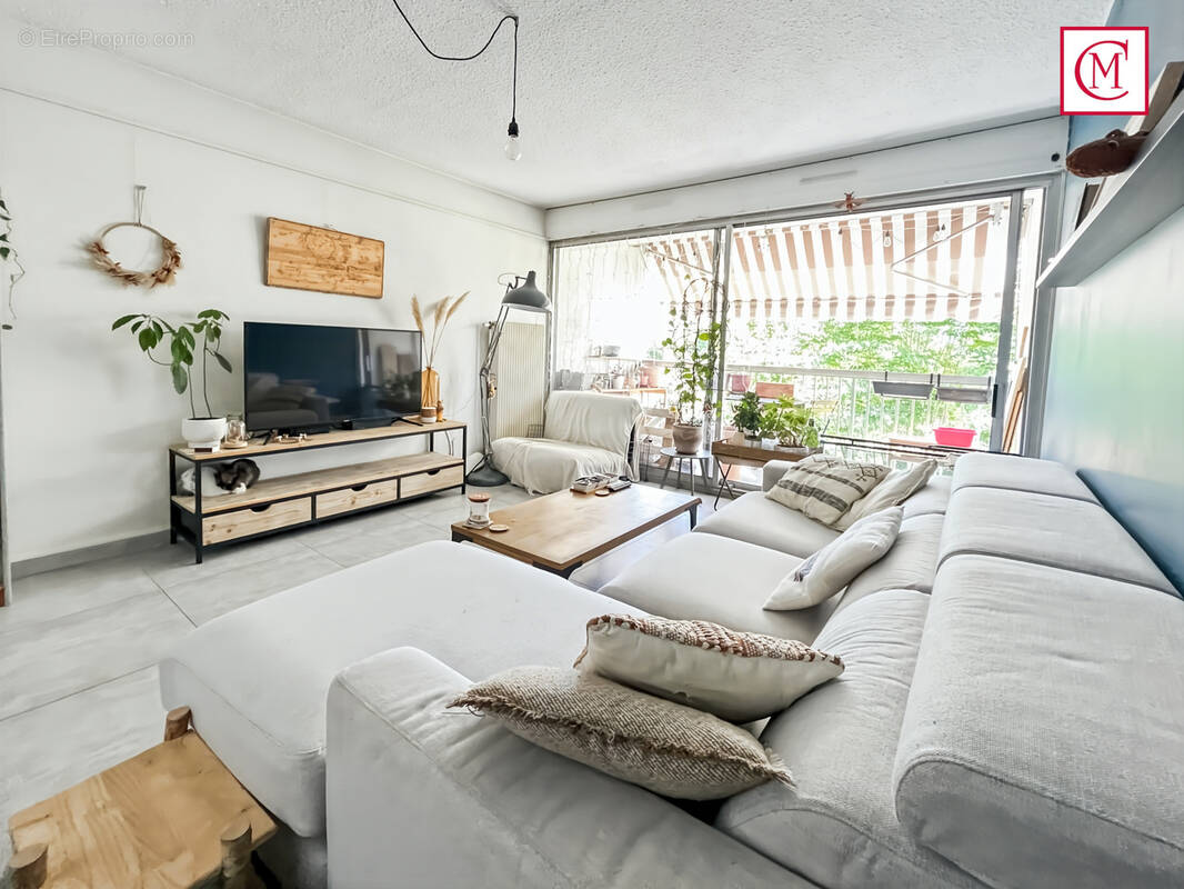 Appartement à MEYLAN