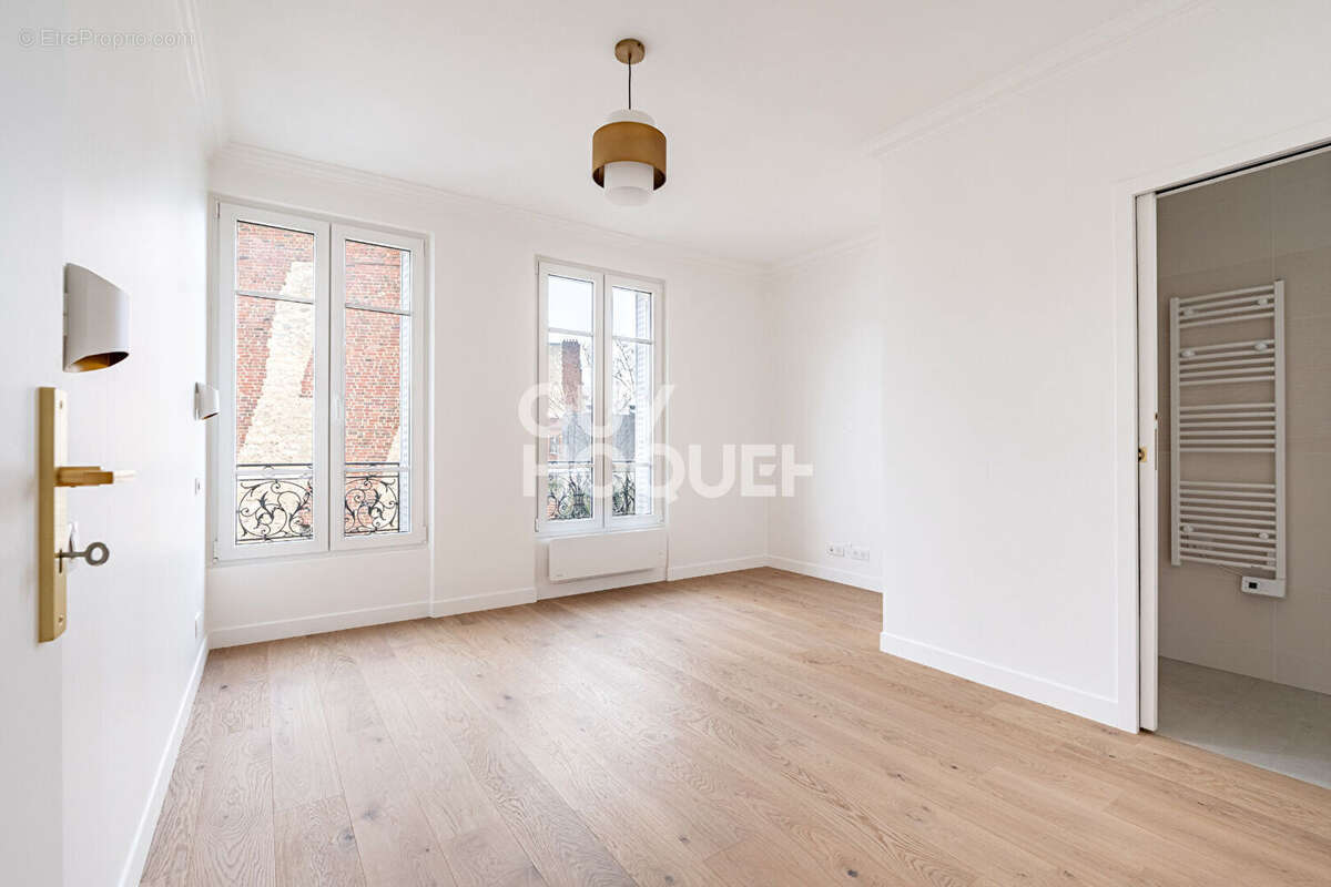Appartement à ASNIERES-SUR-SEINE