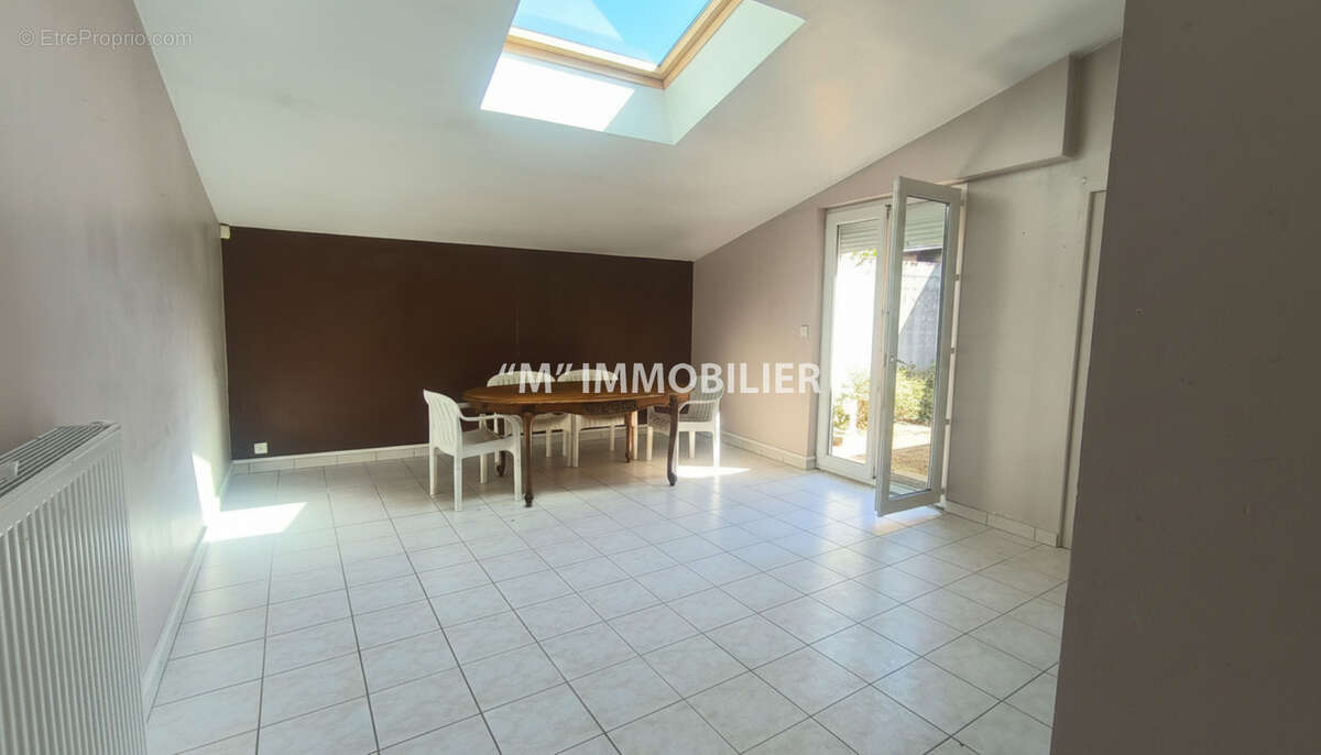 Maison de ville  avec terrasse centre ville Château Thierry - photo 2