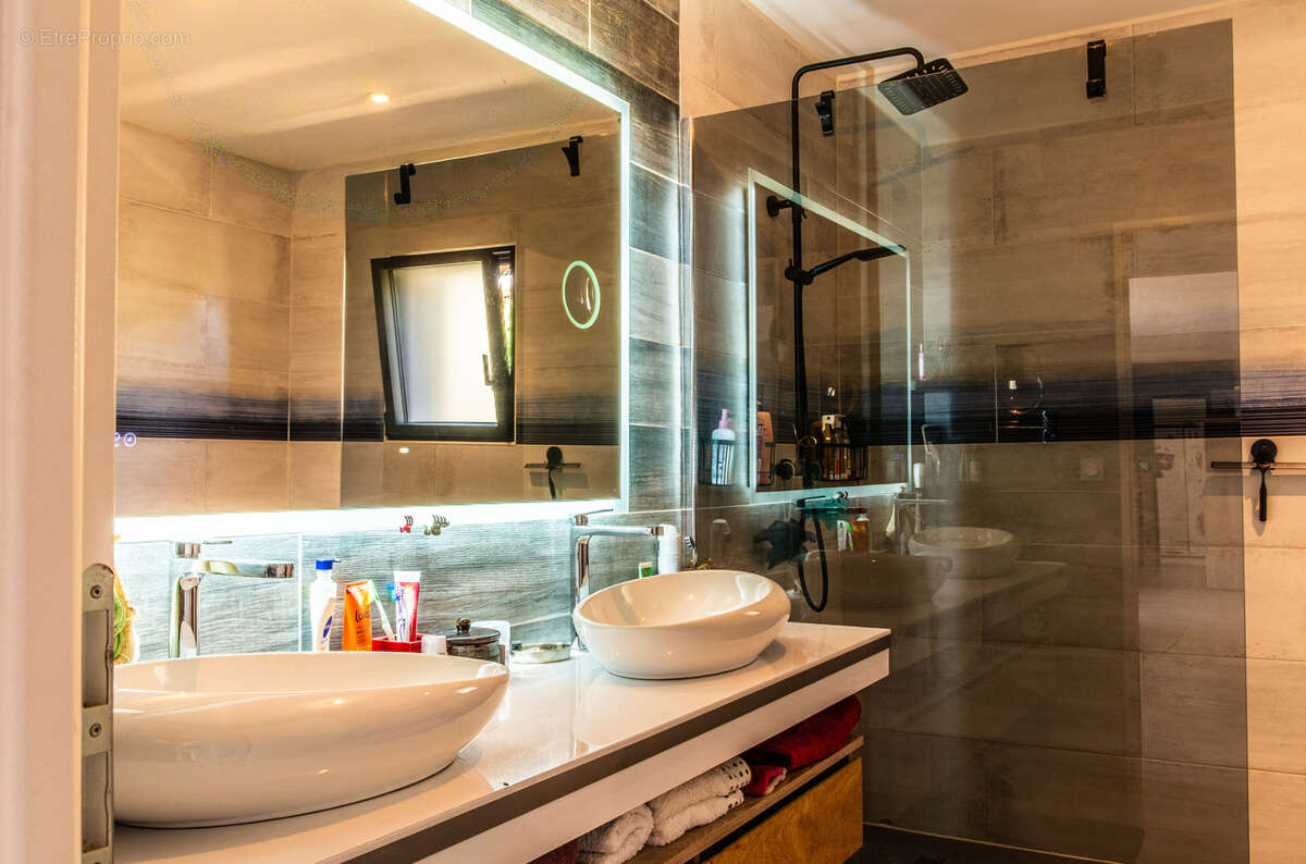 Villa contemporaine de plain-pied   132 m2   Vue dégagée - photo 18