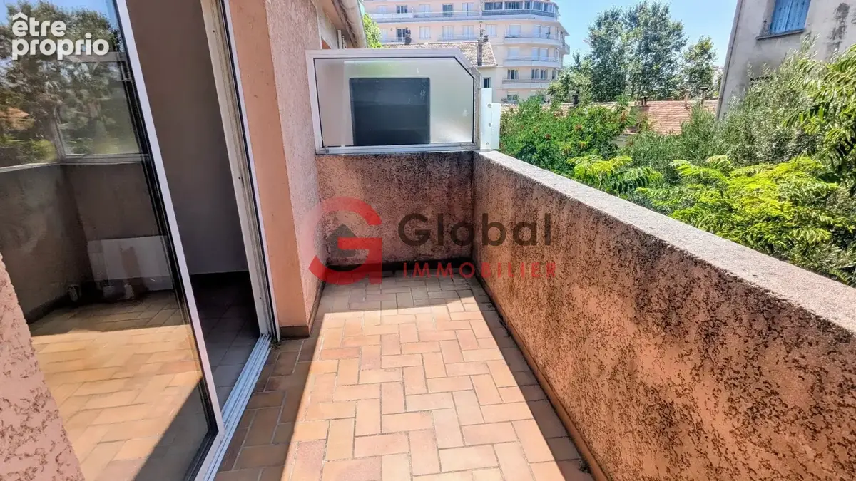 Claret 32m2 avec balcon - photo 3