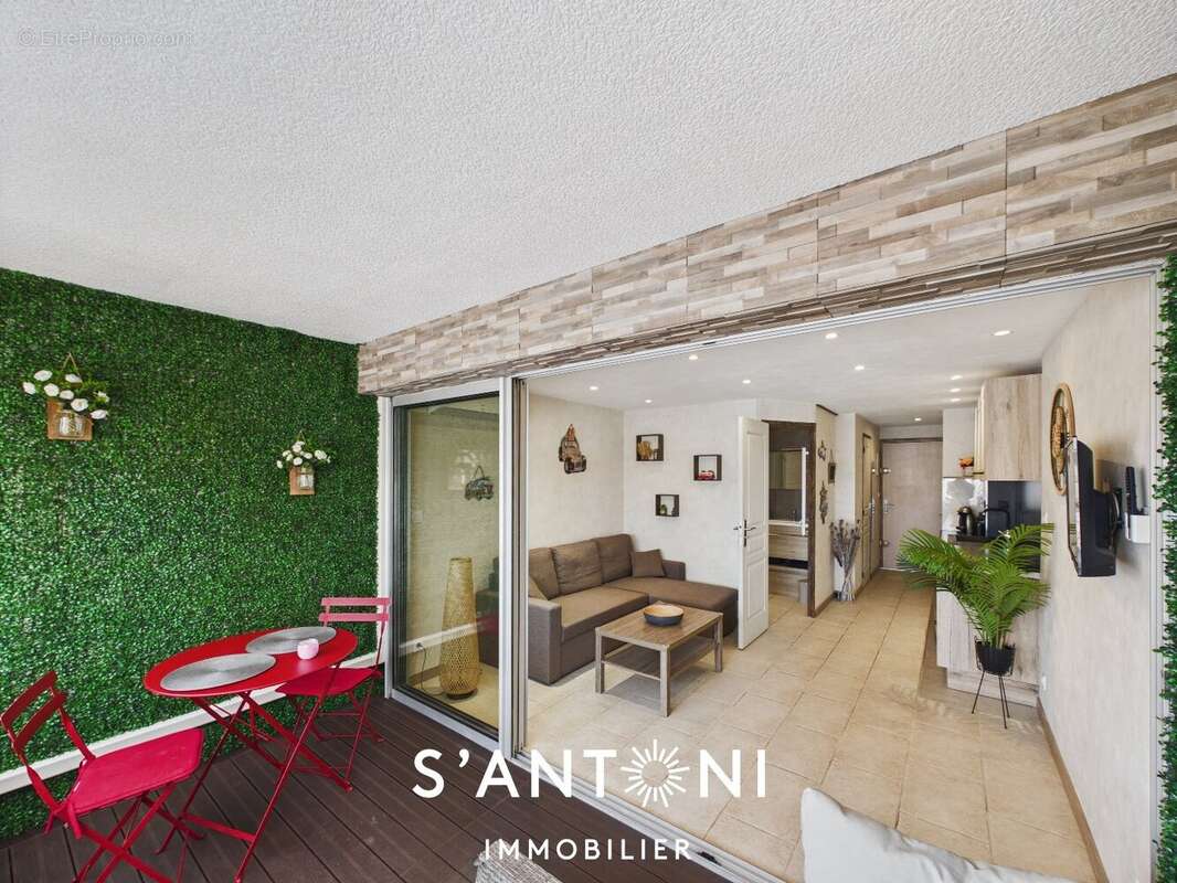 Appartement à VIAS