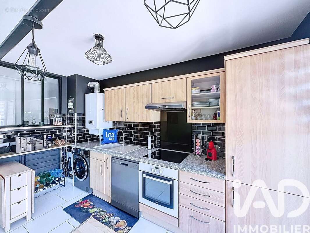Photo 3 - Appartement à LIVRY-GARGAN