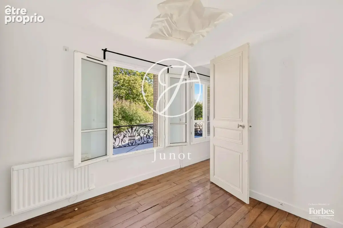 Saint-Cloud - MONTRETOUT - Maison 5 pièces de 101 m² - photo 12