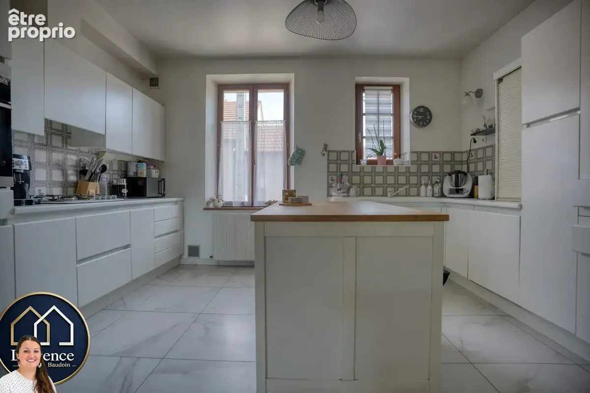Maison 5 pièces 120 m² à vendre à Nogent-Le-Roi (28210) - photo 5