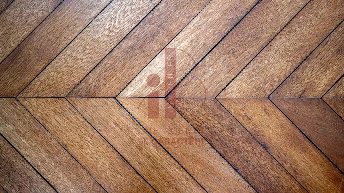 Maison à FONTAINEBLEAU