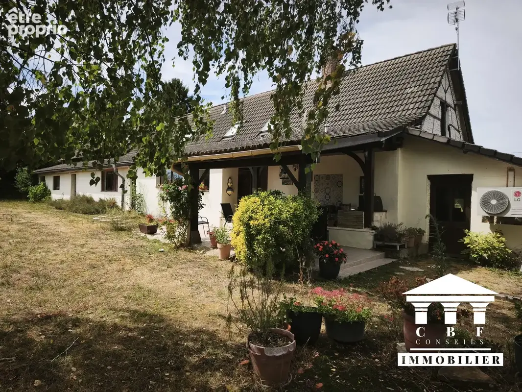 Maison 164 m² à L'abergement-Sainte-Colombe  - photo 4