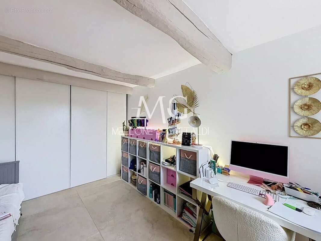 Maison à MOUGINS