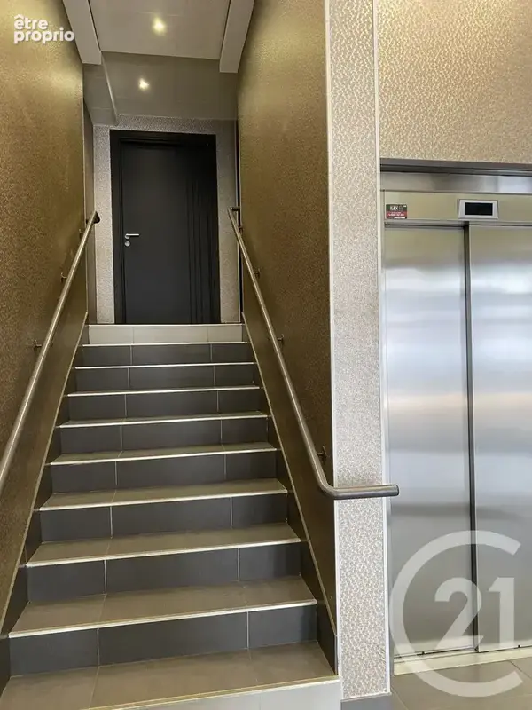 Appartement 68 m² à Blagnac  - photo 2