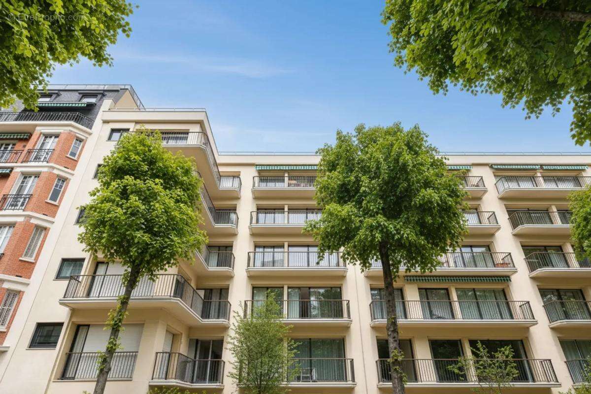 Studio rez-de-chaussée avec terrasse à Neuilly - photo 9
