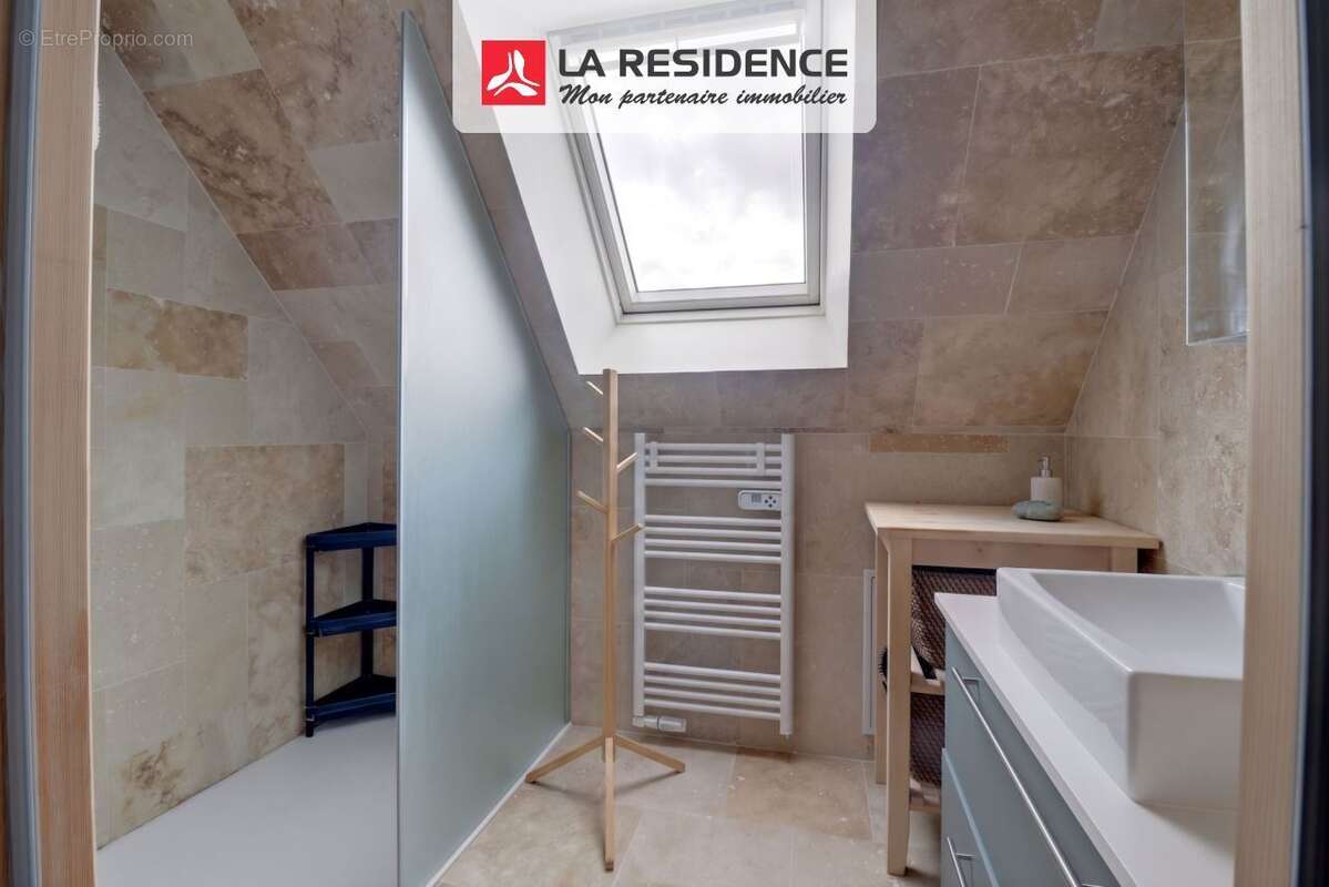 Maison 137 m² à Breval  - photo 7