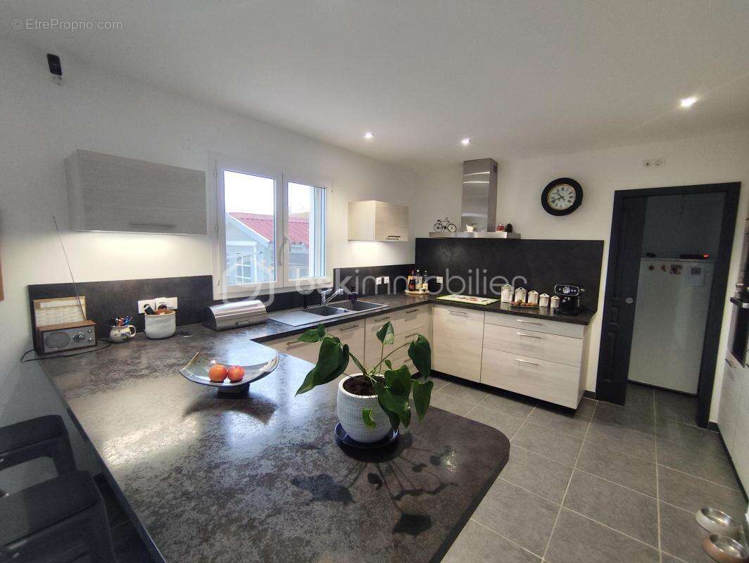 Maison à SAINT-ANDRE-DE-SANGONIS