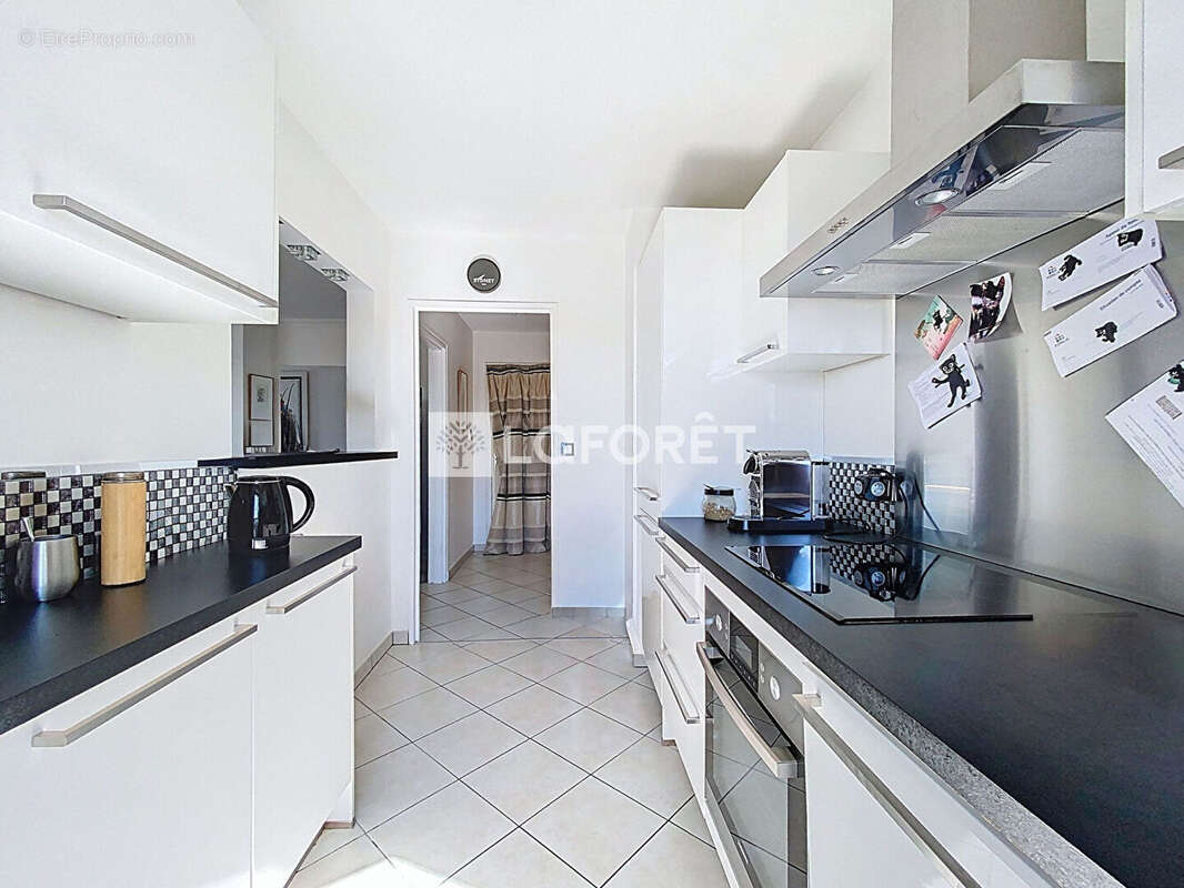 Appartement à VERNEUIL-SUR-SEINE