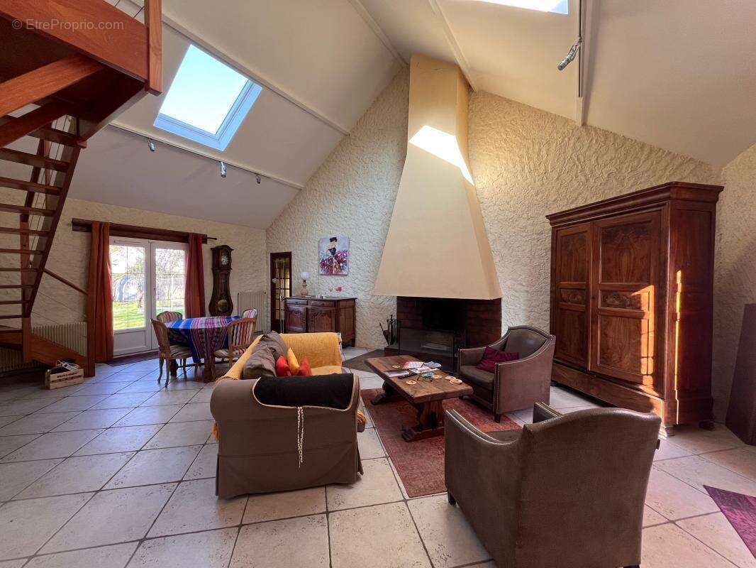 Maison à SAINT-DENIS-EN-VAL