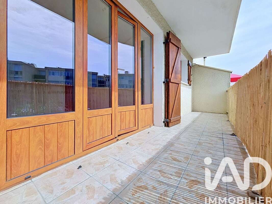 Photo 8 - Appartement à OZOIR-LA-FERRIERE