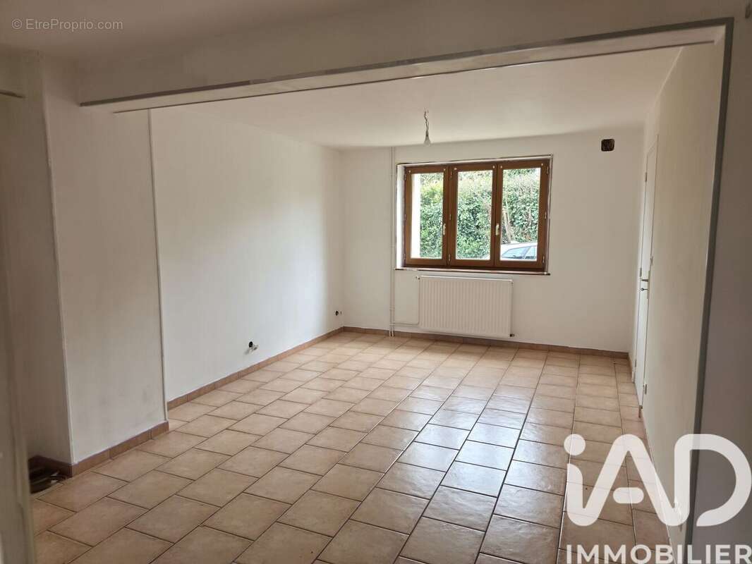 Maison 85 m² à Beaumont-En-Argonne  - photo 2