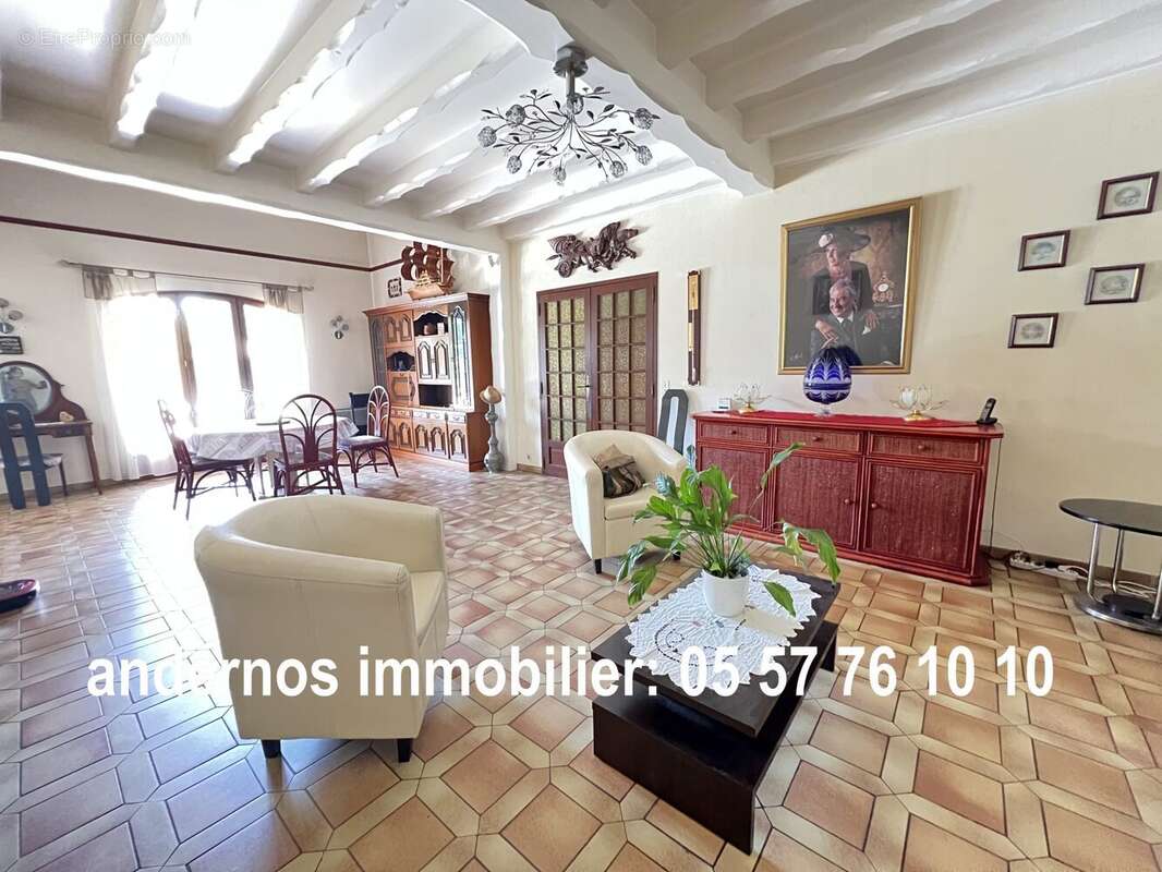 Maison à ARES