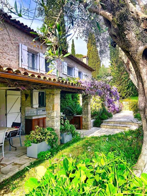 Maison à MOUGINS